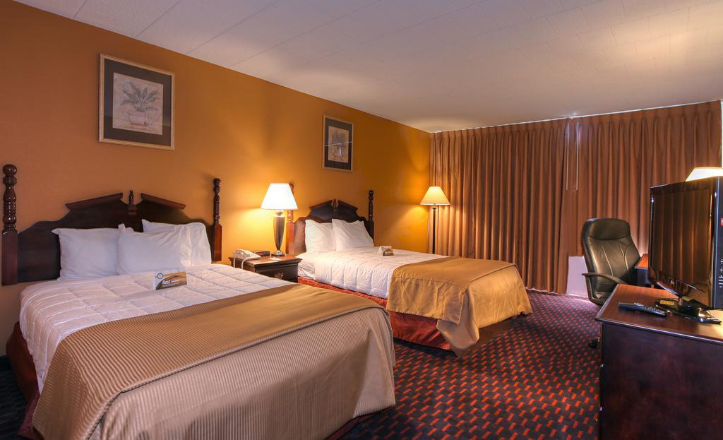 Days Inn イーストン エクステリア 写真